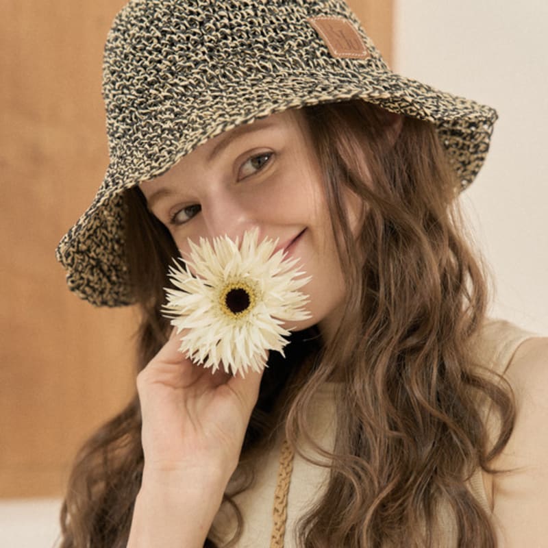 RaJu Two Tone Bucket Hat_4 Color Navy
RaJu Two Tone Bucket Hat_4 Color Navy