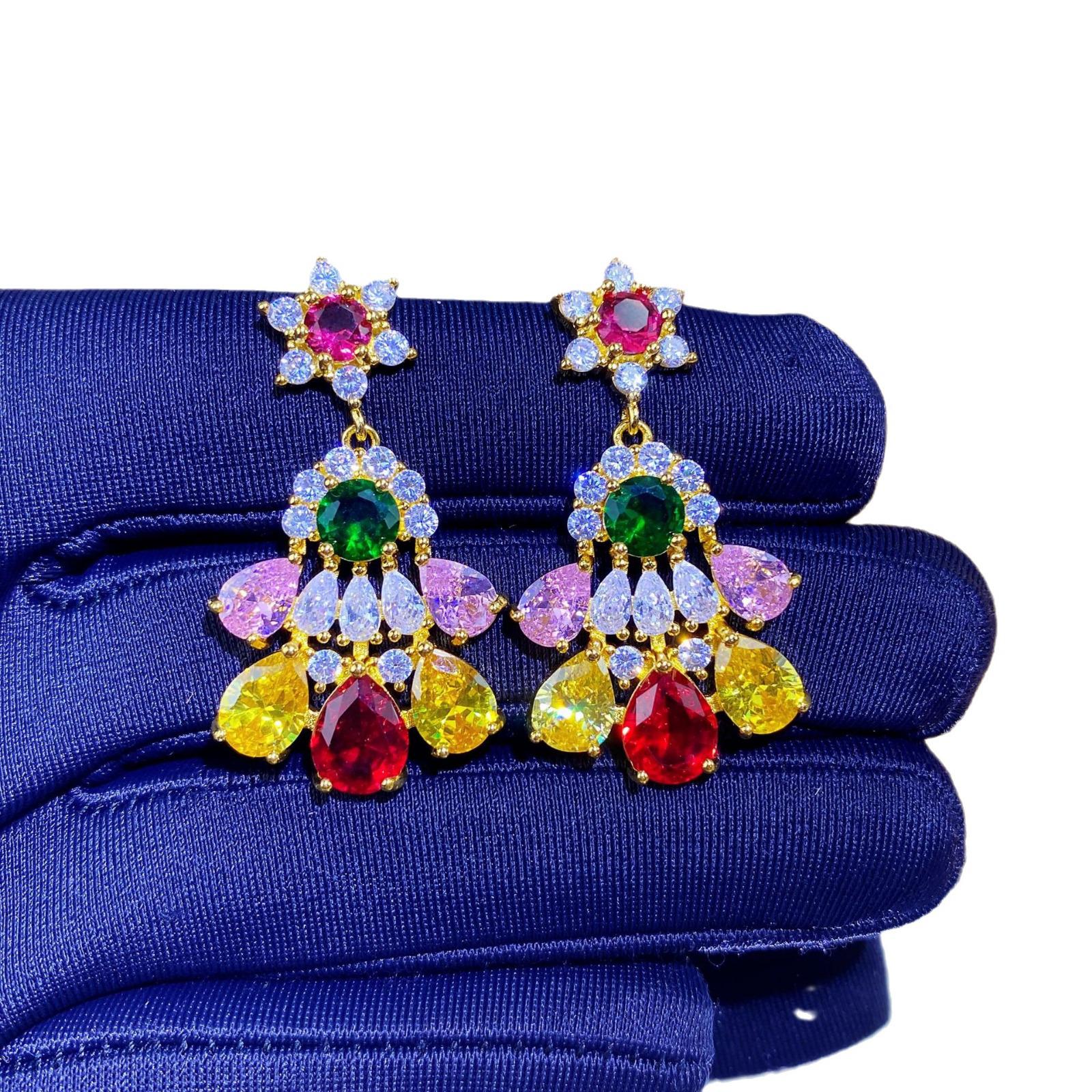 Korean Hanfu Luxury Retro Gem Round Face Earrings золотой
Korean Hanfu Luxury Retro Gem Round Face Earrings золотой