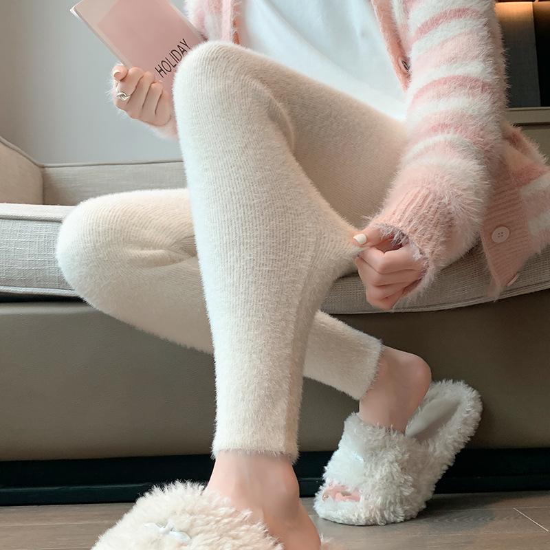 Thickened Fluffy Women s High Waist Slimming Skinny Pants - Trendy Autumn/Winter Inner Wear 2025 One Size абрикосовий
Thickened Fluffy Women s High Waist Slimming Skinny Pants - Trendy Autumn/Winter Inner Wear 2025 One Size абрикосовий
