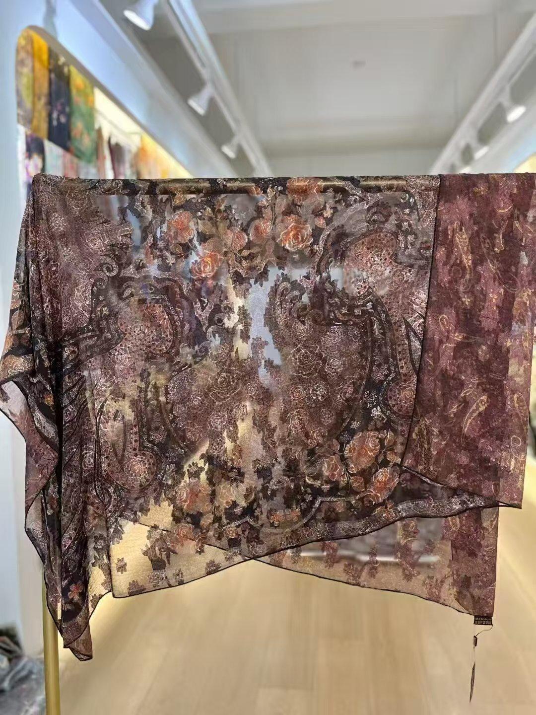 Пряжа Fragrant Cloud Шарф-платок Квадрат Горящий цветок 140 * 140 Шарф Шаль Защита от солнца Весна и лето Путешествия Шелковый шарф