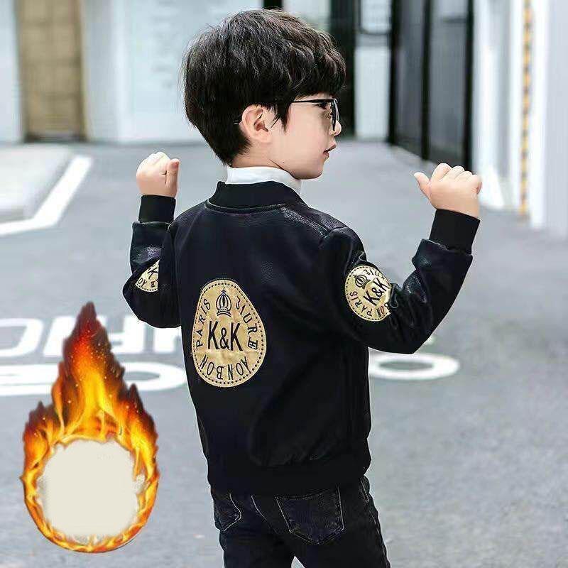 Осенне-зимняя куртка из плюшевой искусственной кожи для мальчиков, верхняя одежда для малышей, детская одежда, детская одежда, кожаная куртка на молнии, пальто 120cm чёрный
Осенне-зимняя куртка из плюшевой искусственной кожи для мальчиков, верхняя одежда для малышей, детская одежда, детская одежда, кожаная куртка на молнии, пальто 120cm чёрный