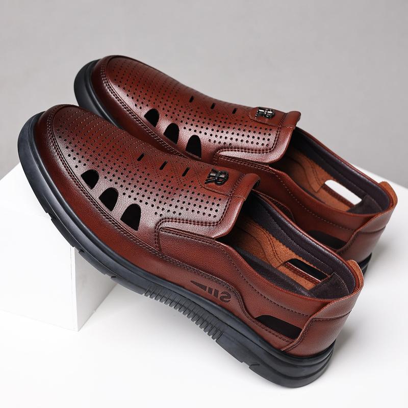 Men s hollow hole shoes men s casual foot cool leather shoes 2025 summer new sandals 2025 38
Men s hollow hole shoes men s casual foot cool leather shoes 2025 summer new sandals 2025 38
