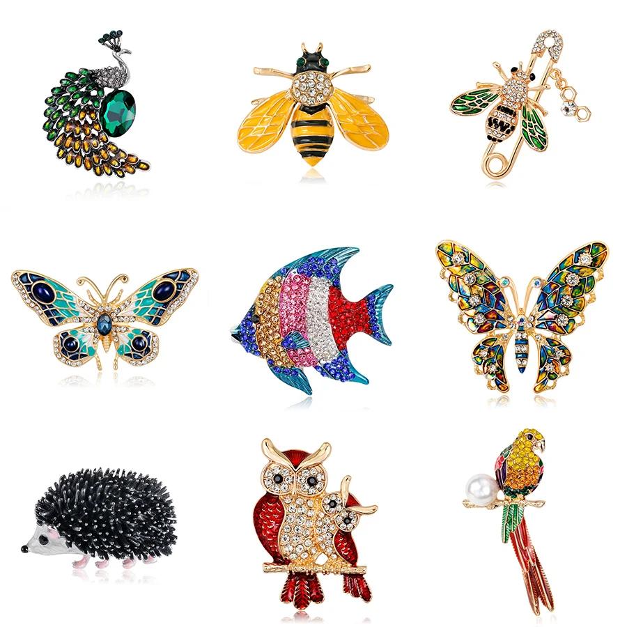 Enamel Animal Brooches for Women Peacock Bee Butterfly Hedgehog Owl Flamingo Parrot Crystal Brooch Pins Party Jewelry
Enamel Animal Brooches for Women Peacock Bee Butterfly Hedgehog Owl Flamingo Parrot Crystal Brooch Pins Party Jewelry