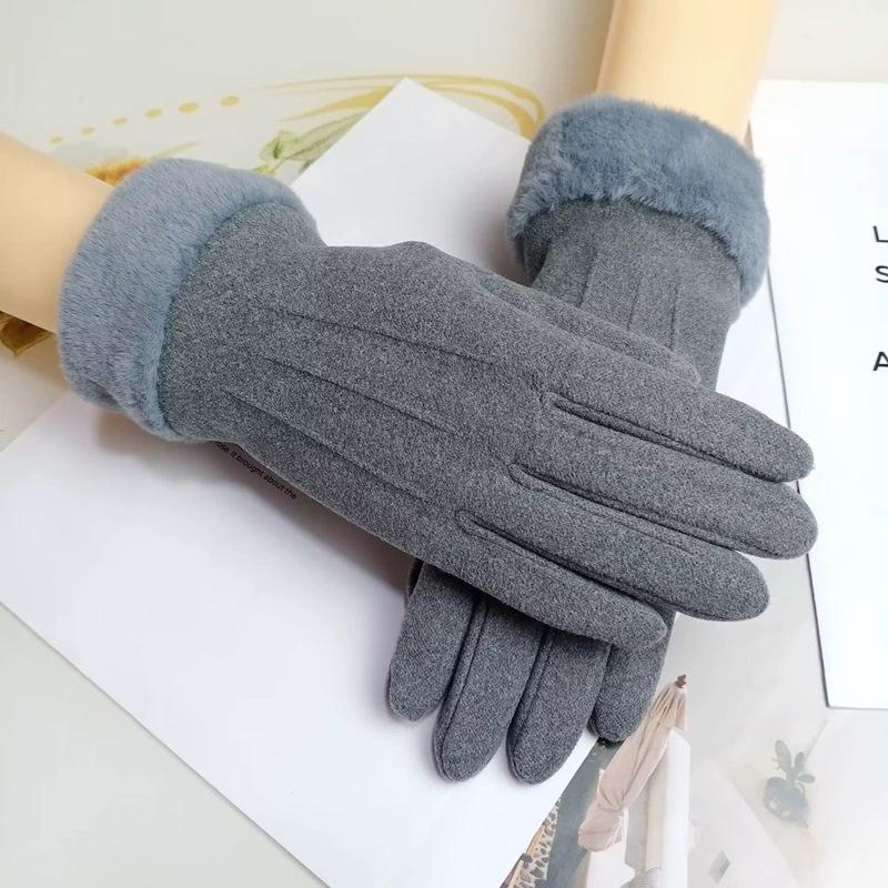Warm Gloves For Women In Autumn And Winter Thickened Windproof And Cold Proof Cute Fur Mouth Touch Screen Gloves
Warm Gloves For Women In Autumn And Winter Thickened Windproof And Cold Proof Cute Fur Mouth Touch Screen Gloves
