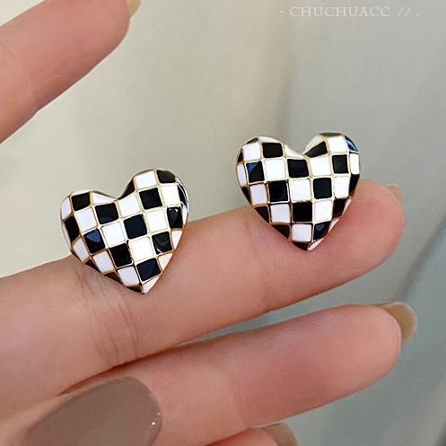 2024 New Y2K Rose Pink Hollow Heart Drop Earrings For Women Korean Sweet Cute Double Love Earring Trendy Girls Jewelry Gifts
2024 New Y2K Rose Pink Hollow Heart Drop Earrings For Women Korean Sweet Cute Double Love Earring Trendy Girls Jewelry Gifts