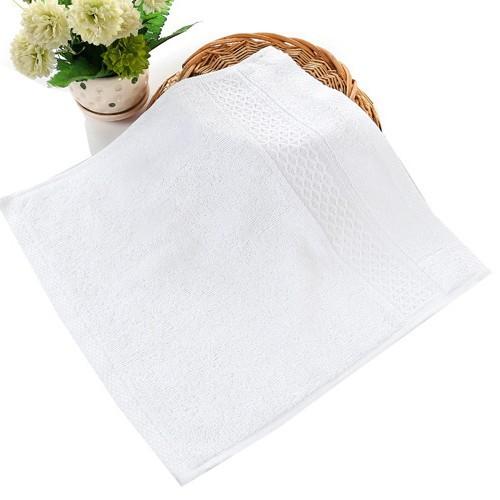 Xinjiang long-staple cotton 17-color rice character plain forged file square towel children and babies home daily small towel 34*34
Xinjiang long-staple cotton 17-color rice character plain forged file square towel children and babies home daily small towel 34*34