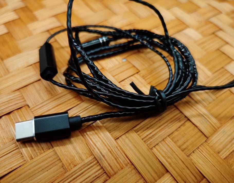 Oxygen-Free Copper Type-C Earphone Cable with Microphone & Controls - DIY Audiophile Repair Accessory 1011658059
Oxygen-Free Copper Type-C Earphone Cable with Microphone & Controls - DIY Audiophile Repair Accessory 1011658059