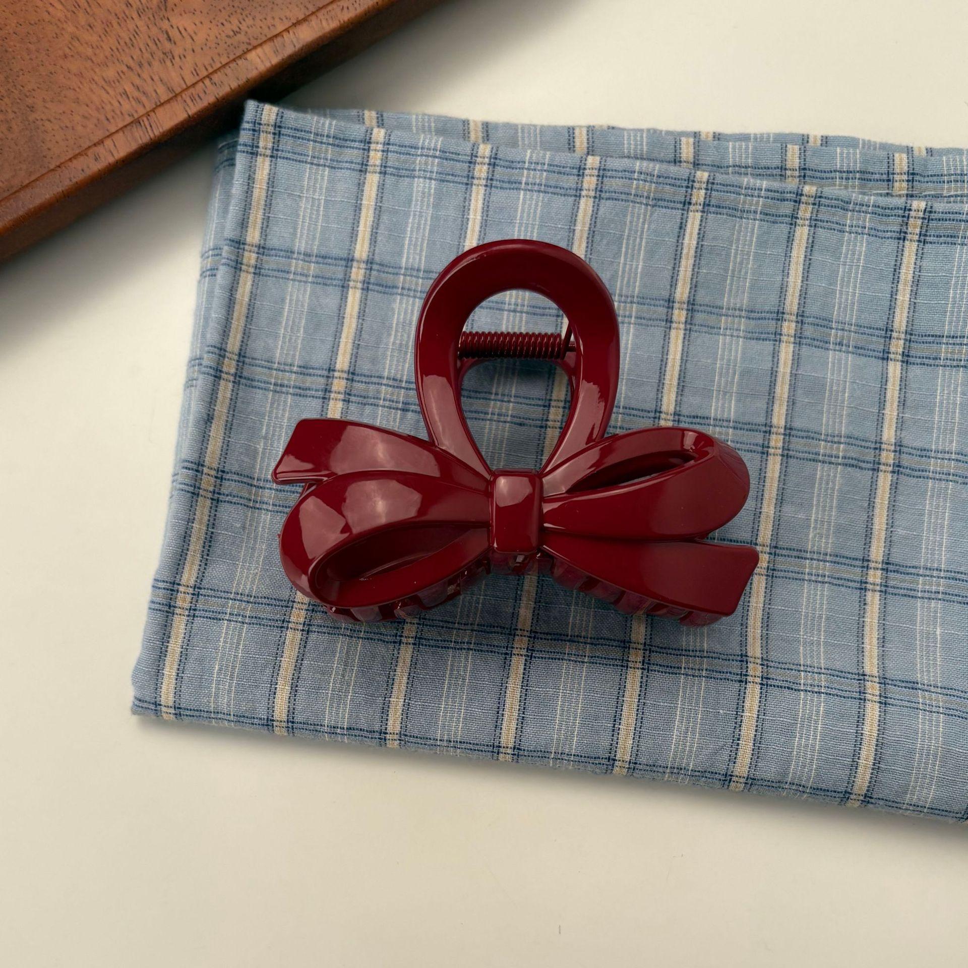 Red Bow Multiple Hair Clips Women s High-end Hair Clip Shark Clip At The Back Of The Head Hair Grabbing Accessory
Red Bow Multiple Hair Clips Women s High-end Hair Clip Shark Clip At The Back Of The Head Hair Grabbing Accessory