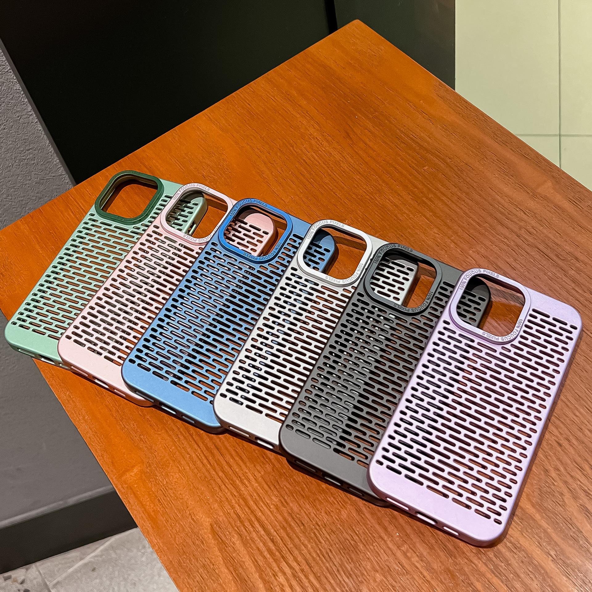 Suitable for IPhone15promax, Heat Dissipation Phone Case, Metal Lens, Perforated Breathable Mesh, Apple 14 Protective Case 13 iPhone 15promax
Suitable for IPhone15promax, Heat Dissipation Phone Case, Metal Lens, Perforated Breathable Mesh, Apple 14 Protective Case 13 iPhone 15promax