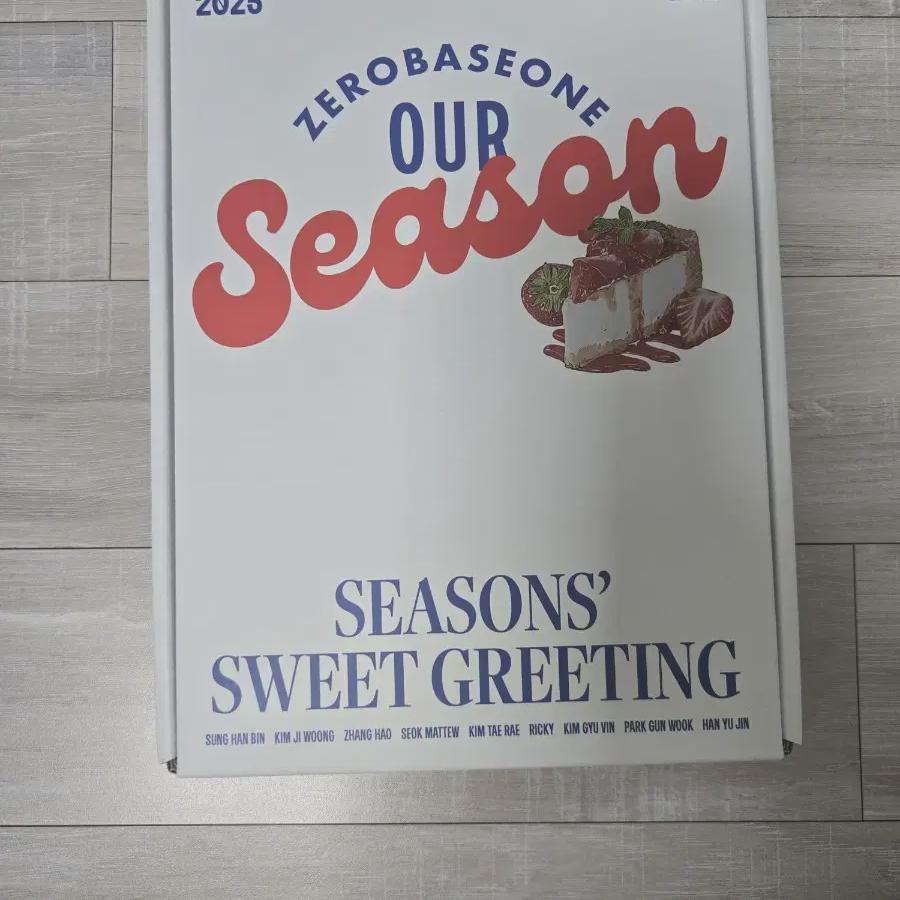 Zerobaseone 2025 Season s Greetings Season s Greetings Han Bin Ji Woong Hao Matthew Tarae Ricky Kyubin Kun Wook Eugene
Zerobaseone 2025 Season s Greetings Season s Greetings Han Bin Ji Woong Hao Matthew Tarae Ricky Kyubin Kun Wook Eugene