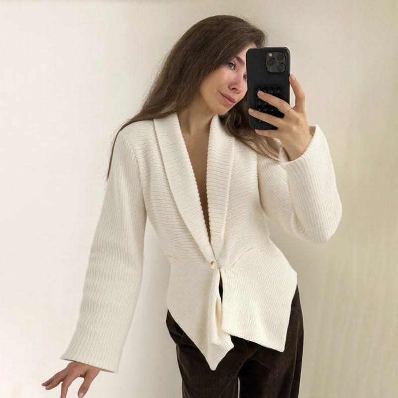 New Autumn and Winter Women s French Retro Deep Sexy Hollow Loose Sweater Cardigan Jacket S
New Autumn and Winter Women s French Retro Deep Sexy Hollow Loose Sweater Cardigan Jacket S
