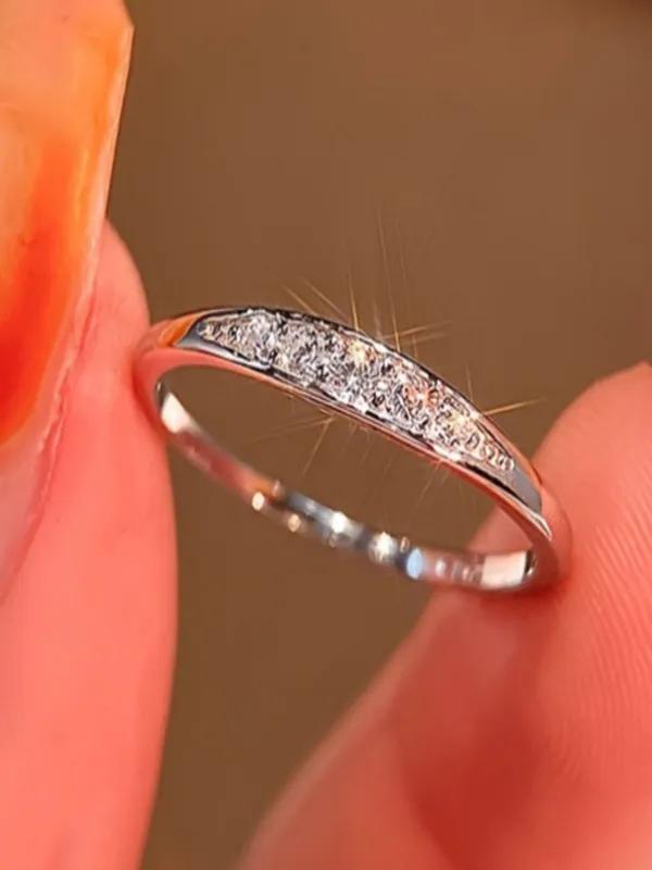 Sterling Silver Thin Band Ring with Small Cubic Zirconia Stones Set in a Sleek Minimalist Design for Everyday Wear and Special Occasions 8 белый
Sterling Silver Thin Band Ring with Small Cubic Zirconia Stones Set in a Sleek Minimalist Design for Everyday Wear and Special Occasions 8 белый
