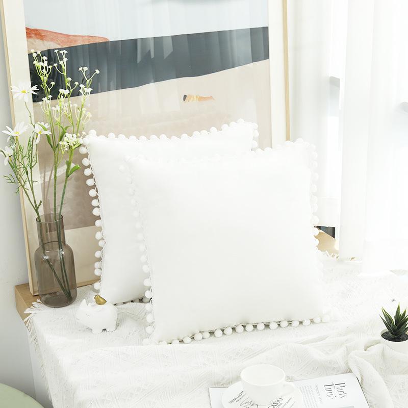 Бархатная наволочка с помпоном - Современная минималистичная однотонная наволочка 30x50 cm
Бархатная наволочка с помпоном - Современная минималистичная однотонная наволочка 30x50 cm