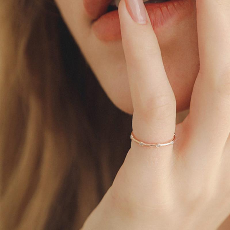 J.Lauren Cubic Rose Gold Silver Lovely Ring R0596 single type
J.Lauren Cubic Rose Gold Silver Lovely Ring R0596 single type