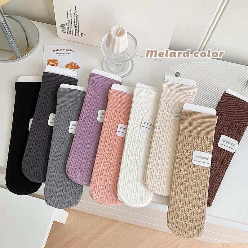 Female Spring and Autumn Love Pure Color Vertical Bar College Wind All Build In The Tube Pile Pile Socks 1 pair хакі
Female Spring and Autumn Love Pure Color Vertical Bar College Wind All Build In The Tube Pile Pile Socks 1 pair хакі