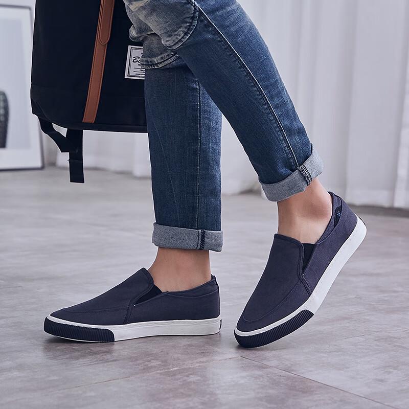 Warrior Men s WXY-966 Canvas Casual Shoes 41
Warrior Men s WXY-966 Canvas Casual Shoes 41