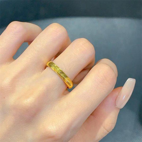 Vintage Shiny Metal Interlocking Personalized Gold Plated Bracelet Hand Woven Exquisite Bangles For Women Men Jewelry
Vintage Shiny Metal Interlocking Personalized Gold Plated Bracelet Hand Woven Exquisite Bangles For Women Men Jewelry