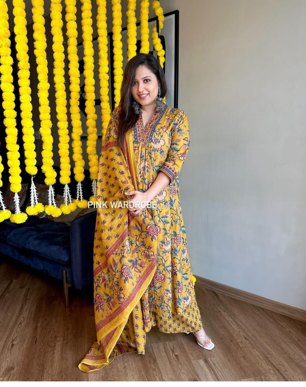 Party Wear Designer Kurti Salwar Suit Women Indian Top Tunic Kurta Pant Dupatta Set Dress
Party Wear Designer Kurti Salwar Suit Women Indian Top Tunic Kurta Pant Dupatta Set Dress