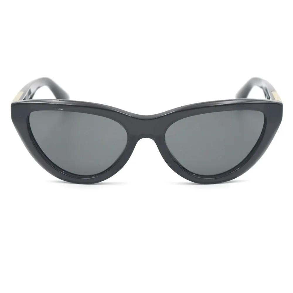 Burberry Sunglasses B4436-U 4112/87
Burberry Sunglasses B4436-U 4112/87