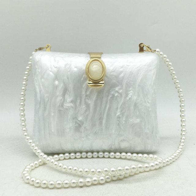 Boutique De FGG Elegant Mother Pearl Women Clutches Acrylic Evening Handbags Party Cocktail Shoulder Purses Cross-body Bag Small Size
Boutique De FGG Elegant Mother Pearl Women Clutches Acrylic Evening Handbags Party Cocktail Shoulder Purses Cross-body Bag Small Size