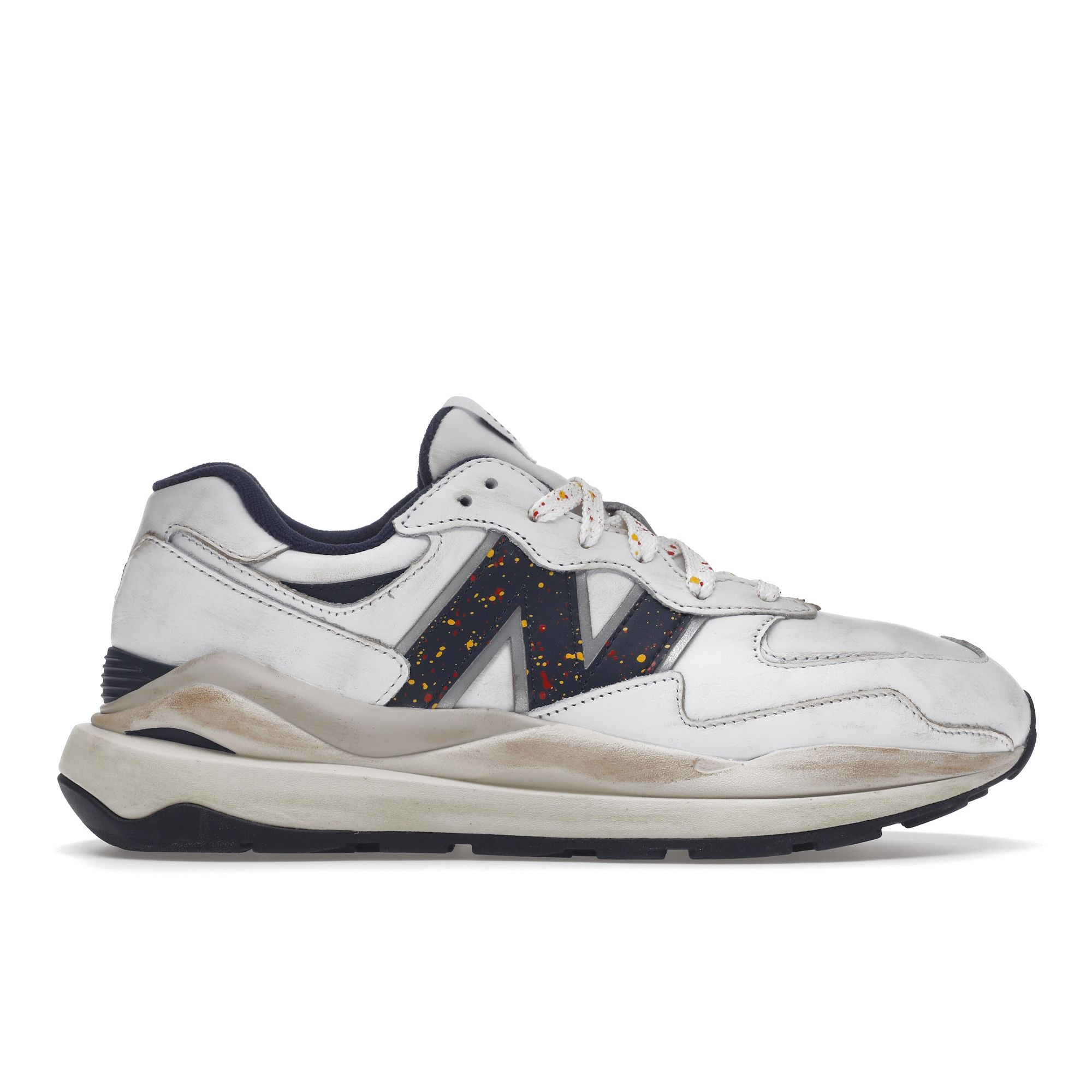 Кроссовки унисекс New Balance 57/40 Fathers Day White Natural-Indigo M5740FD1 42.5
Кроссовки унисекс New Balance 57/40 Fathers Day White Natural-Indigo M5740FD1 42.5