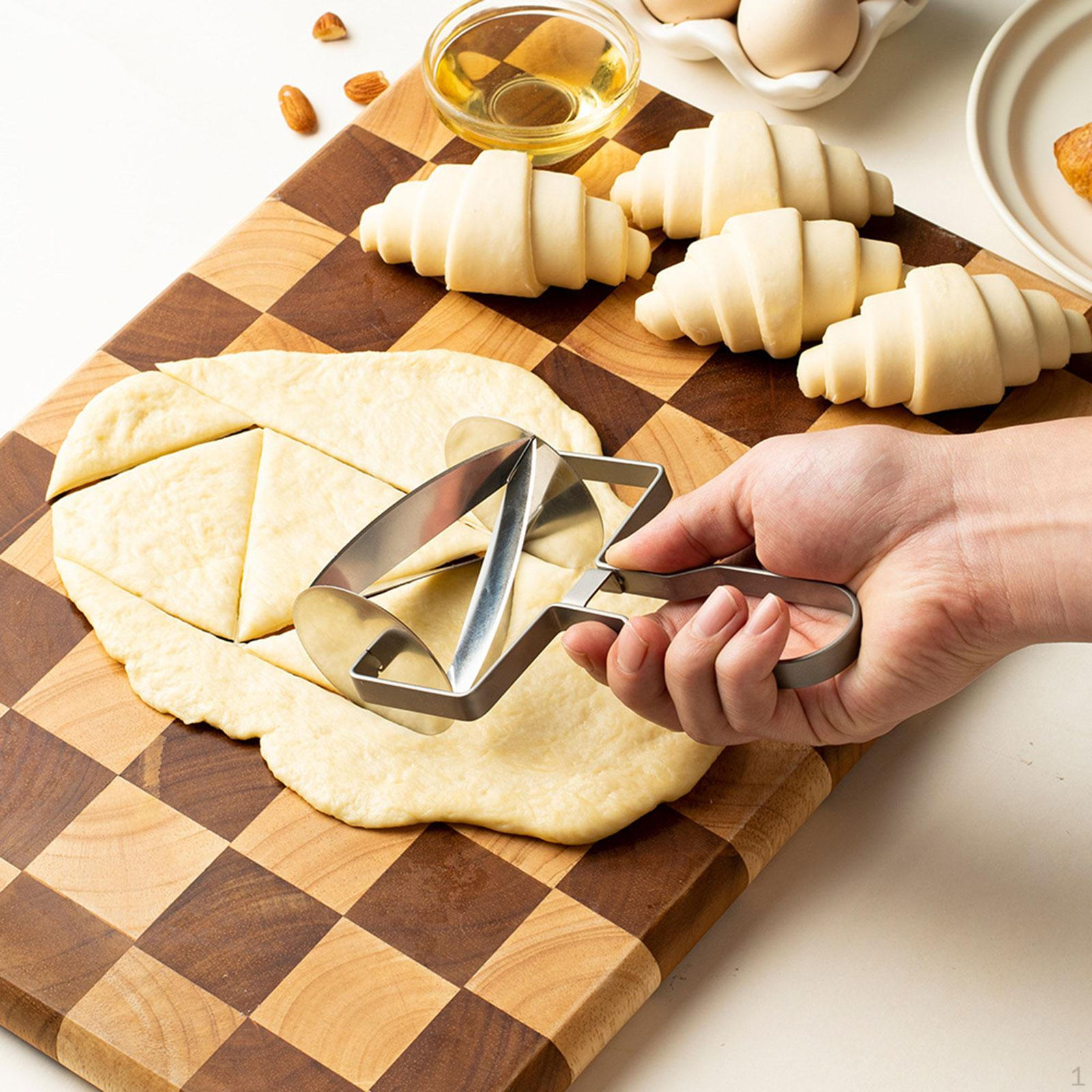 Croissant Dough Rolling Cutting Tool, Stainless Steel, Versatile Comfortable Handle Nonslip
Croissant Dough Rolling Cutting Tool, Stainless Steel, Versatile Comfortable Handle Nonslip