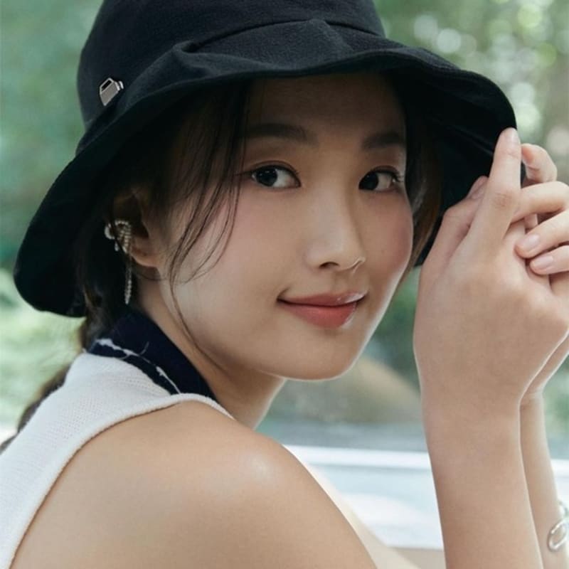 ACCLET Широкая Легкая Шляпа-Ведро Хепберн H011_ЧЕРНЫЙ black
ACCLET Широкая Легкая Шляпа-Ведро Хепберн H011_ЧЕРНЫЙ black