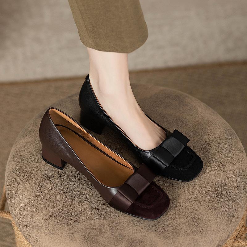 French small fragrant style color matching high heels women s 2024 spring and autumn new thick heel bow retro medium heel single shoes 35 коричневый
French small fragrant style color matching high heels women s 2024 spring and autumn new thick heel bow retro medium heel single shoes 35 коричневый
