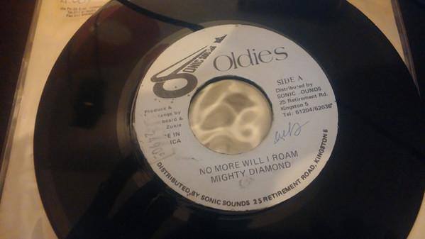7-дюймовая пластинка MIGHTY DIAMONDS - No More Will i Roam NONE Sonic Sounds Ol Jamaica Reggae, Ska & Dub Б/У
7-дюймовая пластинка MIGHTY DIAMONDS - No More Will i Roam NONE Sonic Sounds Ol Jamaica Reggae, Ska & Dub Б/У