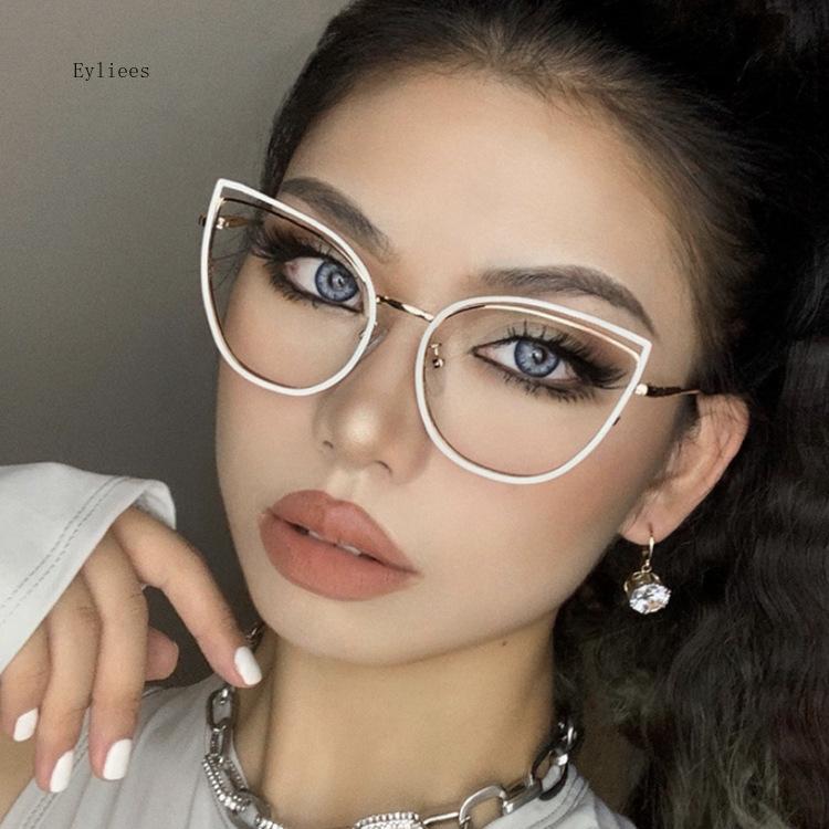 Солнцезащитные очки Cat Eye класса люкс, женские винтажные треугольные очки в металлической оправе, с защитой от синего света и близорукостью, оправа Uv400
Солнцезащитные очки Cat Eye класса люкс, женские винтажные треугольные очки в металлической оправе, с защитой от синего света и близорукостью, оправа Uv400