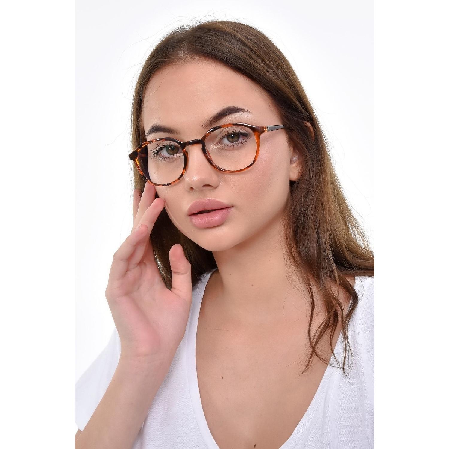 Прозорі захисні окуляри Talita Leopard Unisex Transparent Blue Light (47-20-140 Легкий Середній Розмір) вершковий
Прозорі захисні окуляри Talita Leopard Unisex Transparent Blue Light (47-20-140 Легкий Середній Розмір) вершковий