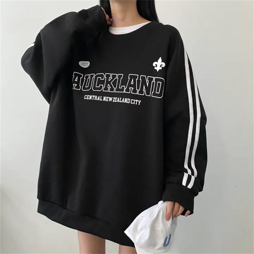 Женский свитер оверсайз с флисовой подкладкой и рукавами реглан, тренд корейской моды осень-зима 2024 M
Женский свитер оверсайз с флисовой подкладкой и рукавами реглан, тренд корейской моды осень-зима 2024 M