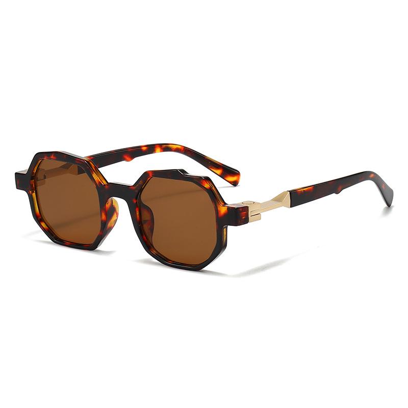 New Square Sunglasses Women Men Retro Shades Brand Female Luxury Sun Glasses Vintage Fashion Oculos De Sol Feminino UV400 as picture леопардовый
New Square Sunglasses Women Men Retro Shades Brand Female Luxury Sun Glasses Vintage Fashion Oculos De Sol Feminino UV400 as picture леопардовый