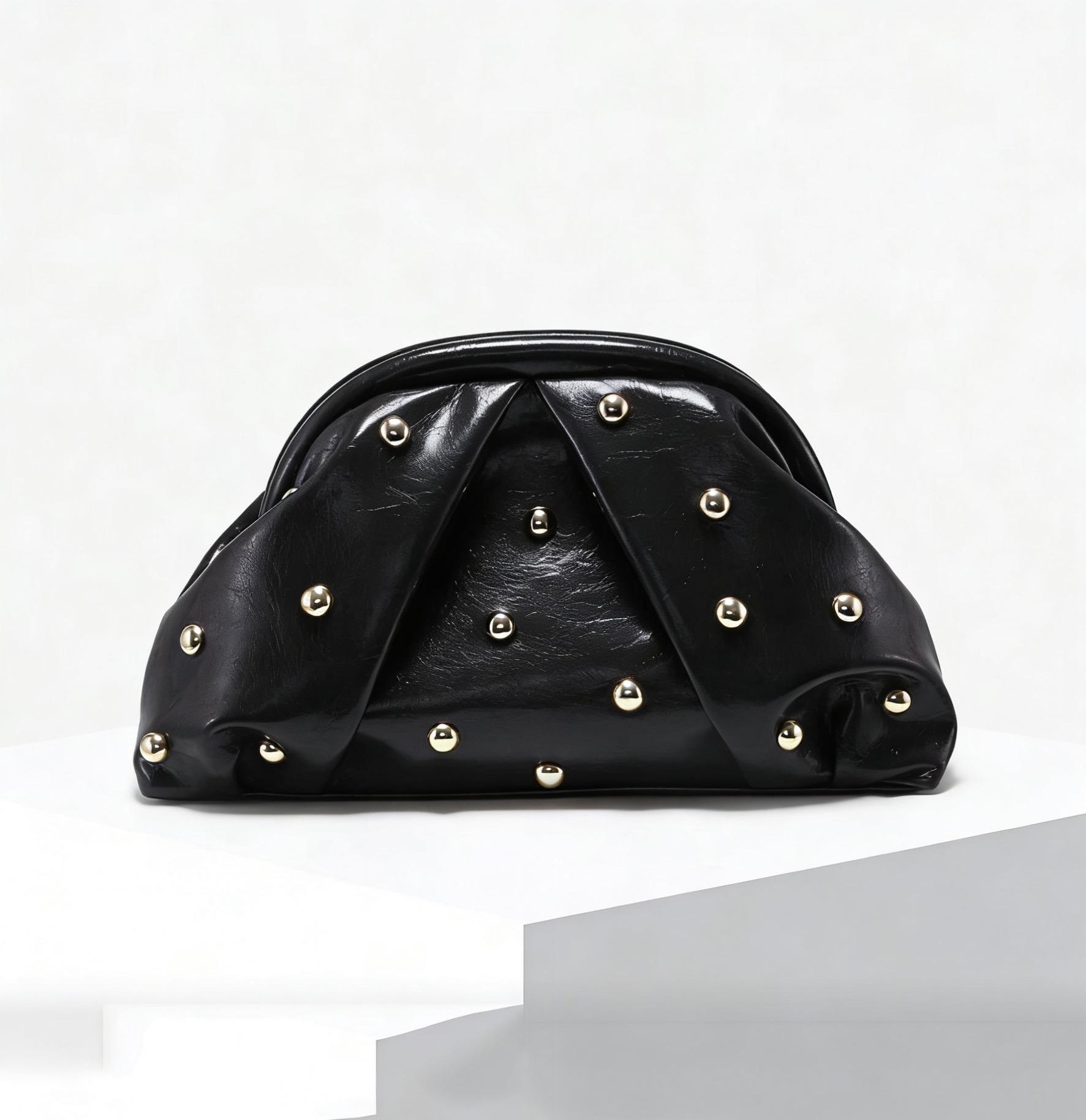 New style riveted pleated handbag for women, clutch bag, zipper bag, fashiable, casual, simple,daily commute,evening party bag (20cm<Max Length<30cm) чёрный
New style riveted pleated handbag for women, clutch bag, zipper bag, fashiable, casual, simple,daily commute,evening party bag (20cm<Max Length<30cm) чёрный