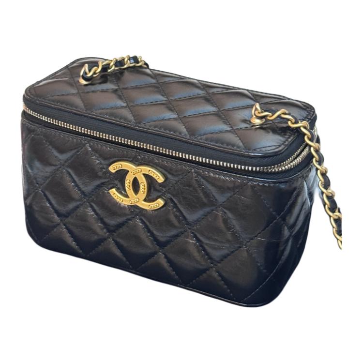 Chanel 24b Золота Пряжка Візерунок з Ромбів Шкіряний Ланцюжок На Плече Вінтажний Золотий Ланцюжок Зі Шкіри Корови Сумка-Коробка Сумка-Месенджер Жіноча Чорна Gift Set(Basic Set+Box+Shopping Bag) чорний
Chanel 24b Золота Пряжка Візерунок з Ромбів Шкіряний Ланцюжок На Плече Вінтажний Золотий Ланцюжок Зі Шкіри Корови Сумка-Коробка Сумка-Месенджер Жіноча Чорна Gift Set(Basic Set+Box+Shopping Bag) чорний