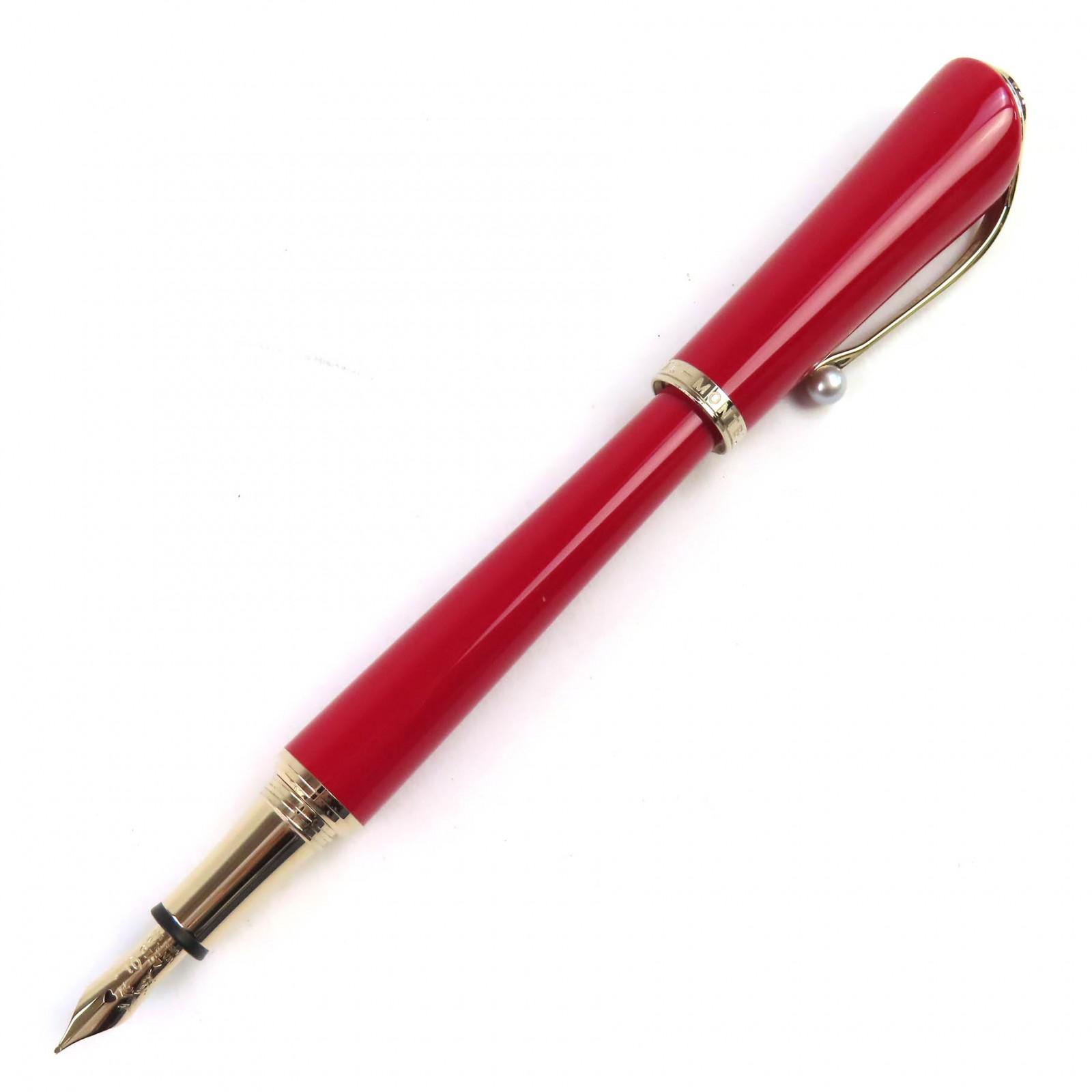 Excellent MONTBLANC fountain pen Muse Marilyn Monroe Special Edition Nib: Au585 Used
Excellent MONTBLANC fountain pen Muse Marilyn Monroe Special Edition Nib: Au585 Used