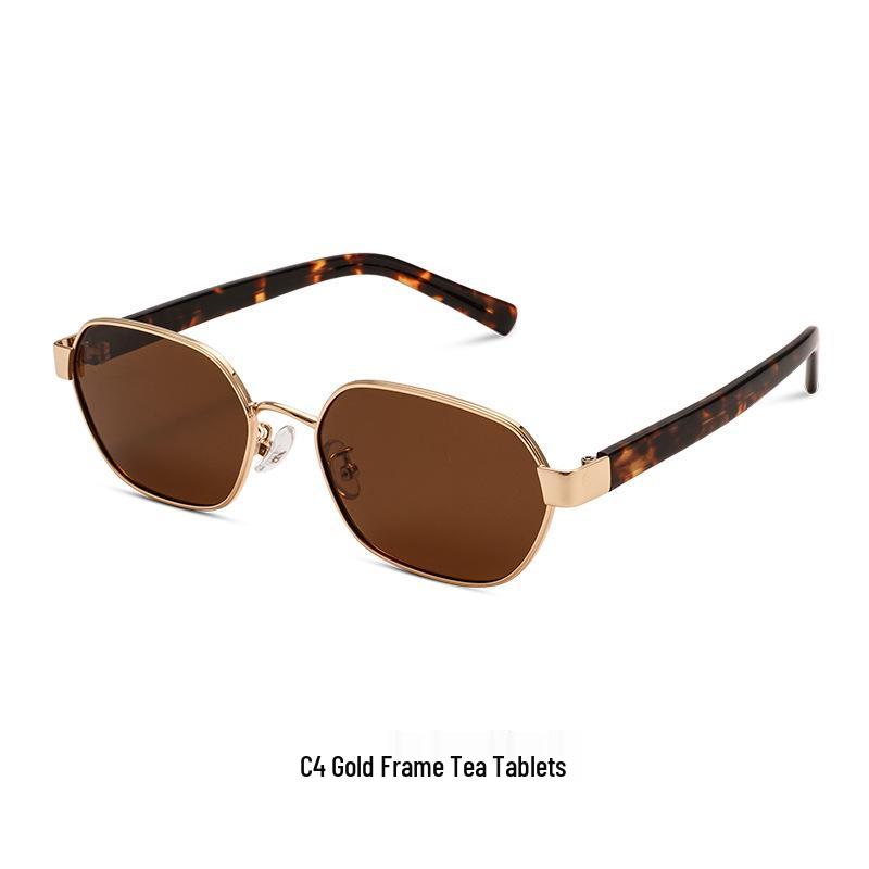 Retro Square Frame Slimming Sunglasses for Women - Anti-UV High-End Design
Retro Square Frame Slimming Sunglasses for Women - Anti-UV High-End Design