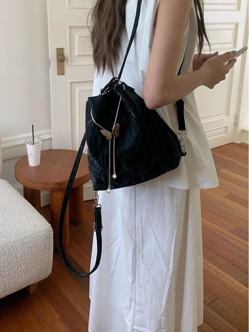 Mint Mambo 2026 Trend: Women s Green Backpack & Bucket Bag - Korean Style, All-Match, One Shoulder & Underarm Design чёрный
Mint Mambo 2026 Trend: Women s Green Backpack & Bucket Bag - Korean Style, All-Match, One Shoulder & Underarm Design чёрный