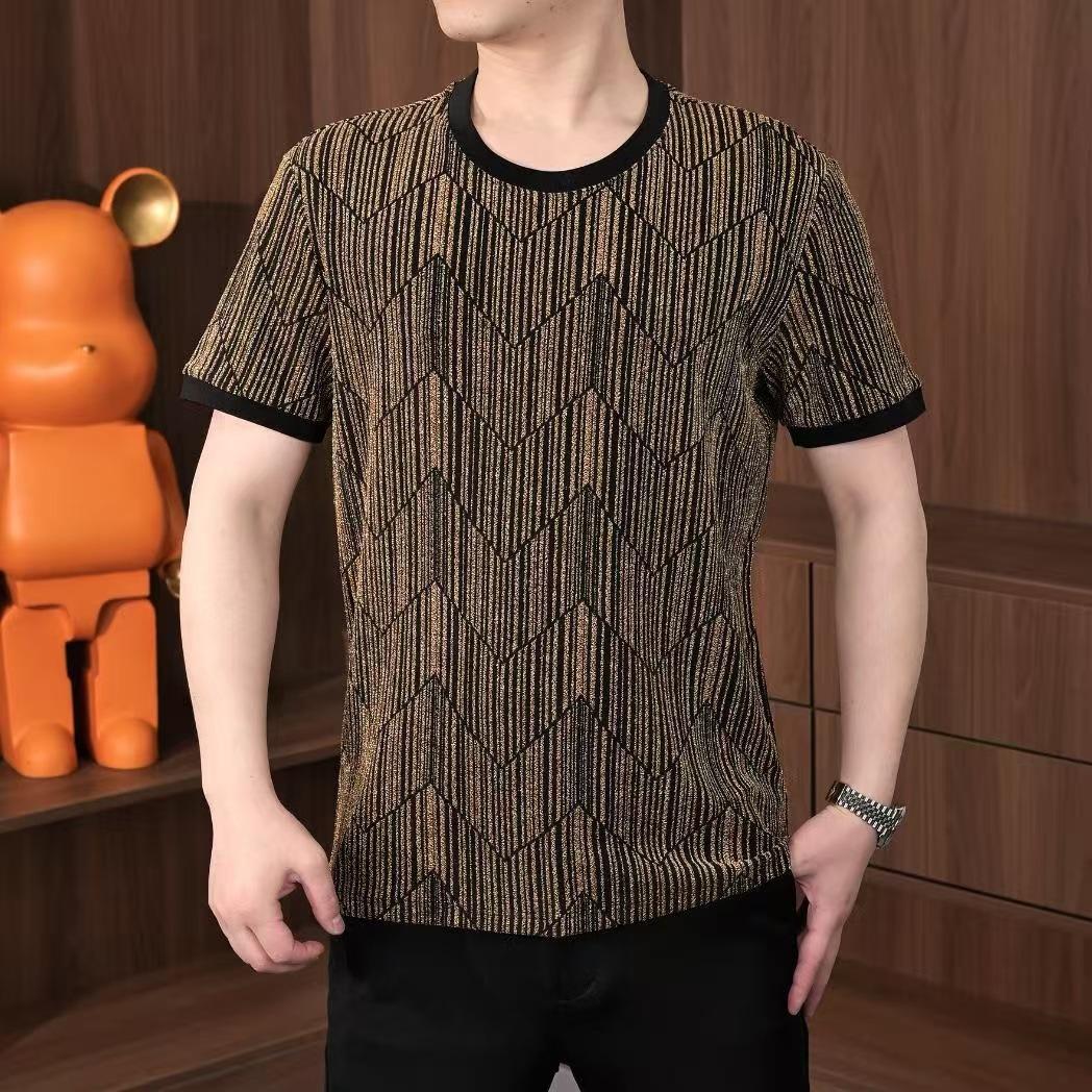 Summer Men s Trend Ice Silk Short Sleeve Casual Versatile Thin Breathable Sequin T-Shirt Fashion Crew Neck Loose Half Sleeve 4XL золотий
Summer Men s Trend Ice Silk Short Sleeve Casual Versatile Thin Breathable Sequin T-Shirt Fashion Crew Neck Loose Half Sleeve 4XL золотий