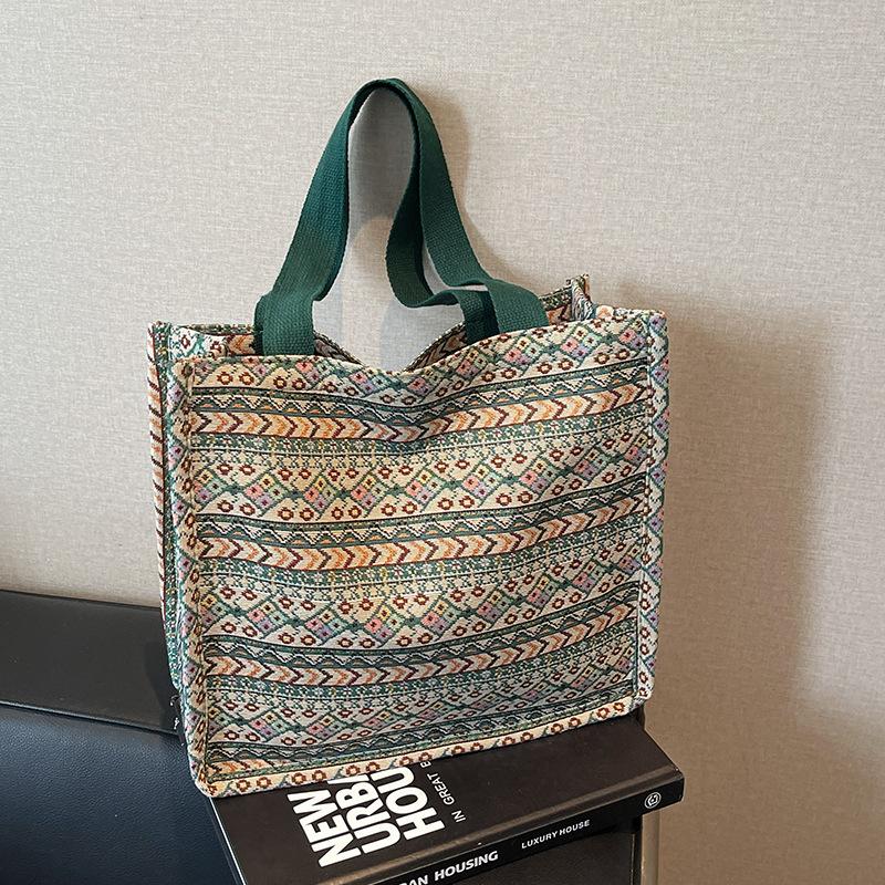 Льняная богемная большая вместимость, модная индивидуальная ретро-поп-сумка для женщин через плечо, ручная женская сумка-тоут
Льняная богемная большая вместимость, модная индивидуальная ретро-поп-сумка для женщин через плечо, ручная женская сумка-тоут