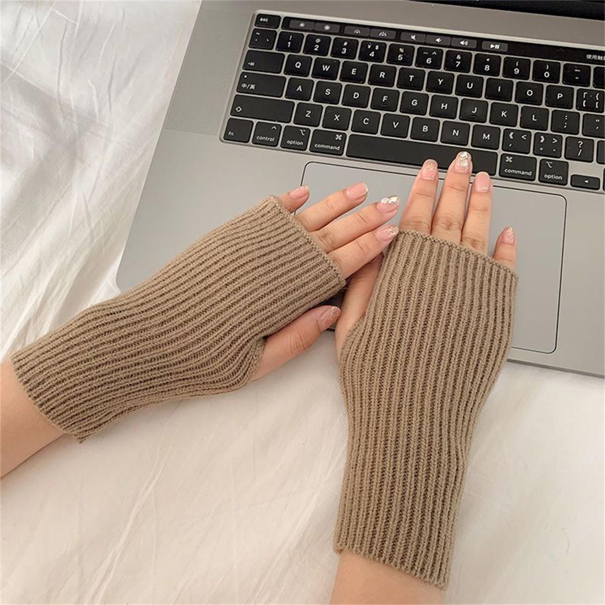 Women s autumn/winter fingerless gloves, plush, versatile, warm, fingerless, knitted, half-length, fingerless, wrist protectors. One Size
Women s autumn/winter fingerless gloves, plush, versatile, warm, fingerless, knitted, half-length, fingerless, wrist protectors. One Size