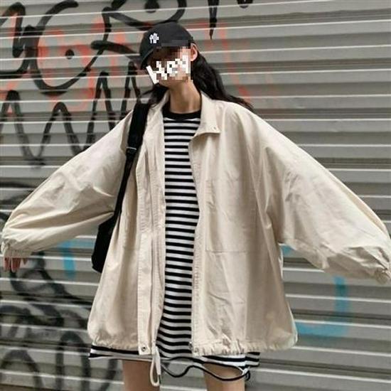 2022 Autumn Harajuku BF Style Korean Loose Workwear Top: Versatile Long Sleeve Windbreaker Jacket for Trendy Women Apricot
2022 Autumn Harajuku BF Style Korean Loose Workwear Top: Versatile Long Sleeve Windbreaker Jacket for Trendy Women Apricot