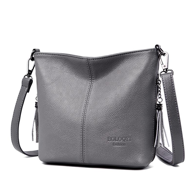 Високоякісний м’який шкіряний гаманець. Модна жіноча сумка на плече. Модна дизайнерська сумка з китицями. Розкішна жіноча сумочка. (20cm<Max Length<30cm)
Високоякісний м’який шкіряний гаманець. Модна жіноча сумка на плече. Модна дизайнерська сумка з китицями. Розкішна жіноча сумочка. (20cm<Max Length<30cm)