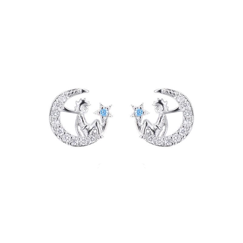 Серьги S925 с серебряным покрытием, серьги из Южной Кореи, звезды, Луны и херувима, простые индивидуальные ежедневные серьги с синими вспышками и бриллиантами, серьги «Маленький принц», новые
Серьги S925 с серебряным покрытием, серьги из Южной Кореи, звезды, Луны и херувима, простые индивидуальные ежедневные серьги с синими вспышками и бриллиантами, серьги «Маленький принц», новые
