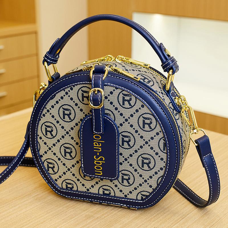 Autumn and Winter Women s Bag Temperament One Shoulder Fashionable Crossbody Round Cake Small Bag Commuting Versatile Handbag
Autumn and Winter Women s Bag Temperament One Shoulder Fashionable Crossbody Round Cake Small Bag Commuting Versatile Handbag