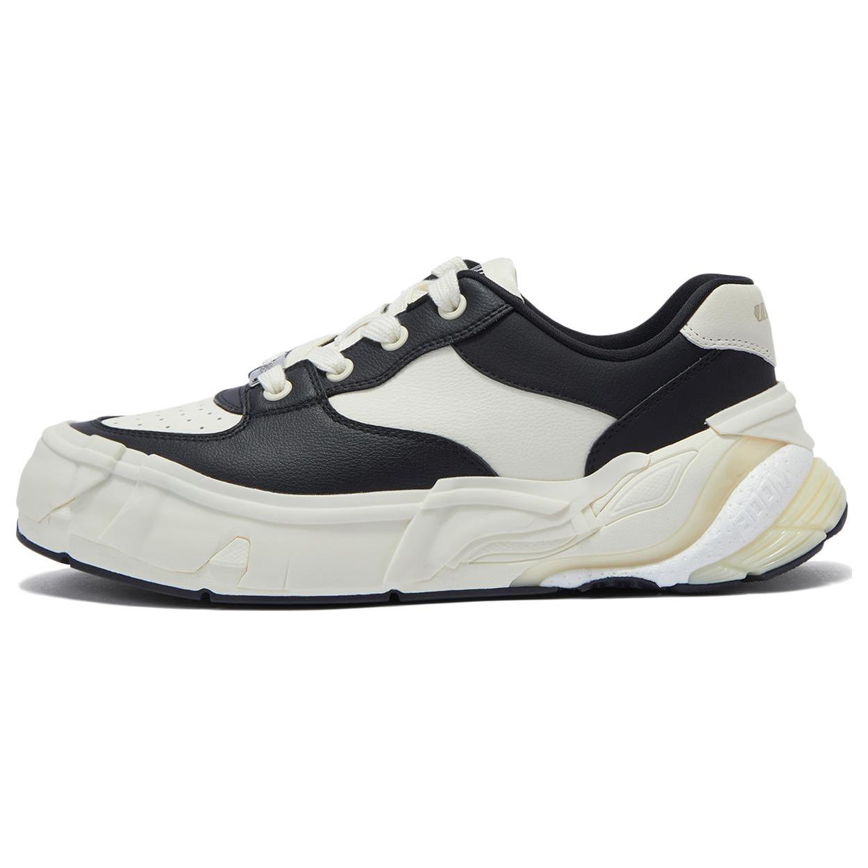 Li Ning Wuji BR Slip Resistant Cushioning Low top Skateboard Shoes Men s Black AZGT083-3 44
Li Ning Wuji BR Slip Resistant Cushioning Low top Skateboard Shoes Men s Black AZGT083-3 44