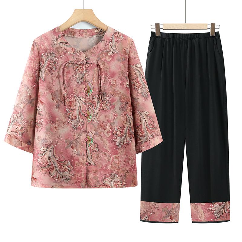 Women s Summer Two-Piece Outfit: Shirt & Pants for Middle-Aged and Elderly Ladies 4XL (for 130-145 jin) червоний
Women s Summer Two-Piece Outfit: Shirt & Pants for Middle-Aged and Elderly Ladies 4XL (for 130-145 jin) червоний