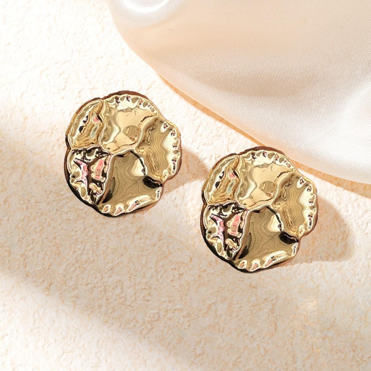 Extremely Textured Earrings, Sweet And Cool Style, Versatile Personality, Fashion, Advanced Sense, Geometric Stud Earrings, Earrings, Women
Extremely Textured Earrings, Sweet And Cool Style, Versatile Personality, Fashion, Advanced Sense, Geometric Stud Earrings, Earrings, Women