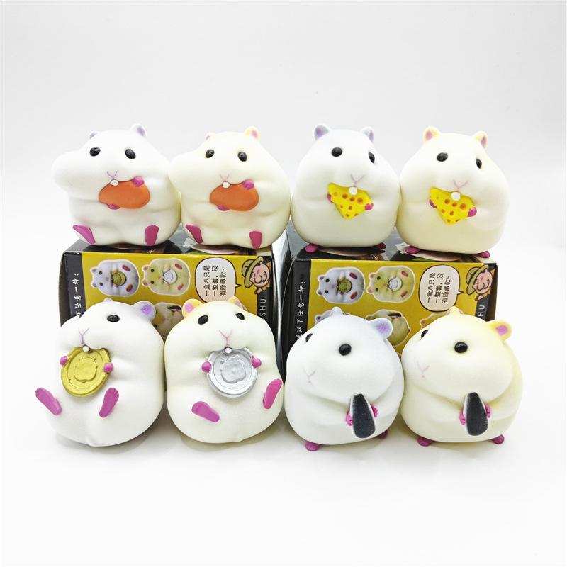 Очаровательный Пушистый Хомяк Сюрприз Бокс ПВХ Фигурки Милый Плюшевый Декор для Приборной Панели Автомобиля
Очаровательный Пушистый Хомяк Сюрприз Бокс ПВХ Фигурки Милый Плюшевый Декор для Приборной Панели Автомобиля