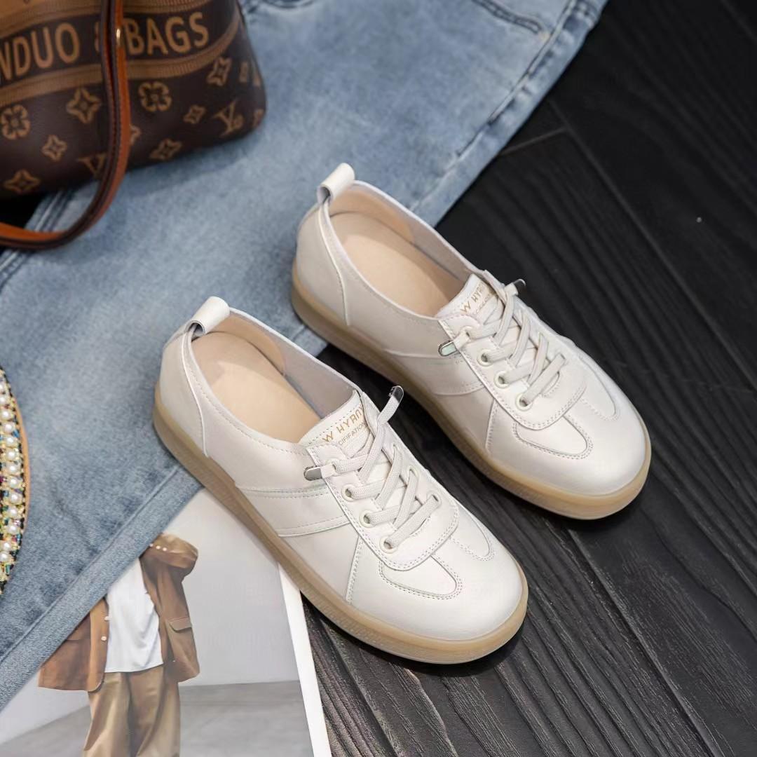 Women s leather versatile casual shoes spring new sports shoes women s soft-soled running shoes 35 бежевый
Women s leather versatile casual shoes spring new sports shoes women s soft-soled running shoes 35 бежевый